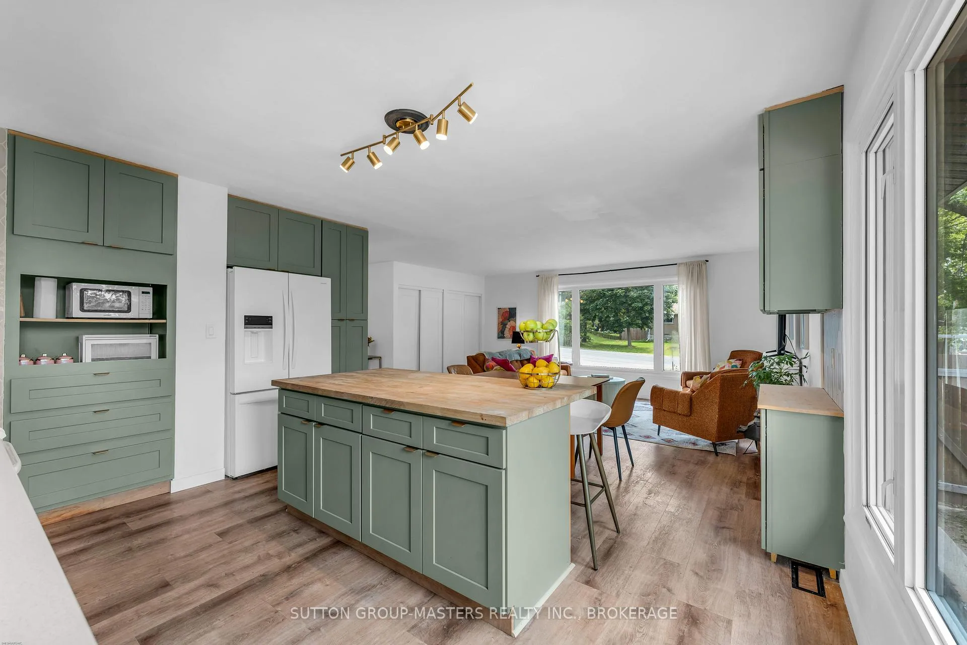 Photo 12 of 4401 Notre Dame Street, Frontenac, Frontenac South — HOMEH