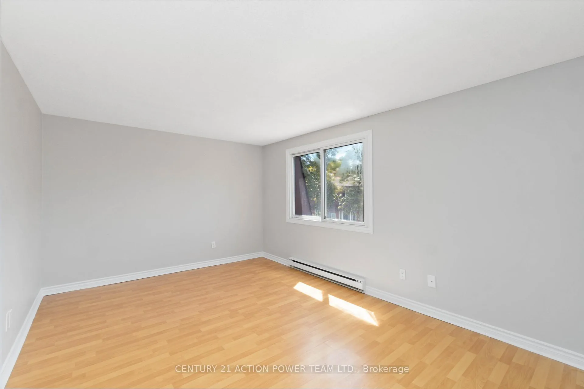 Photo 12 of Unit 17, 3103 Armada Avenue, Ottawa, Sawmill Creek/Timbermill — HOMEH
