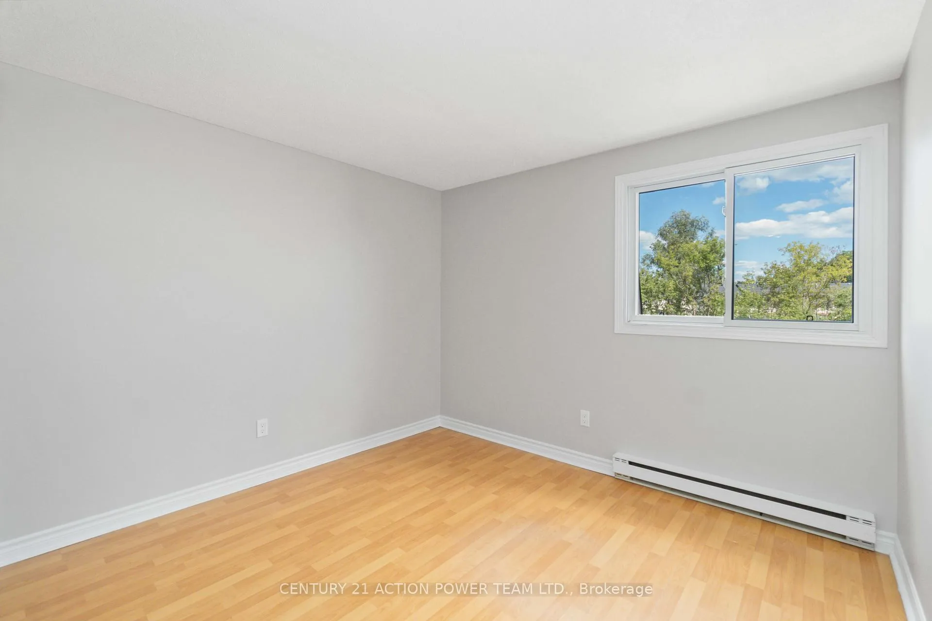 Photo 18 of Unit 17, 3103 Armada Avenue, Ottawa, Sawmill Creek/Timbermill — HOMEH