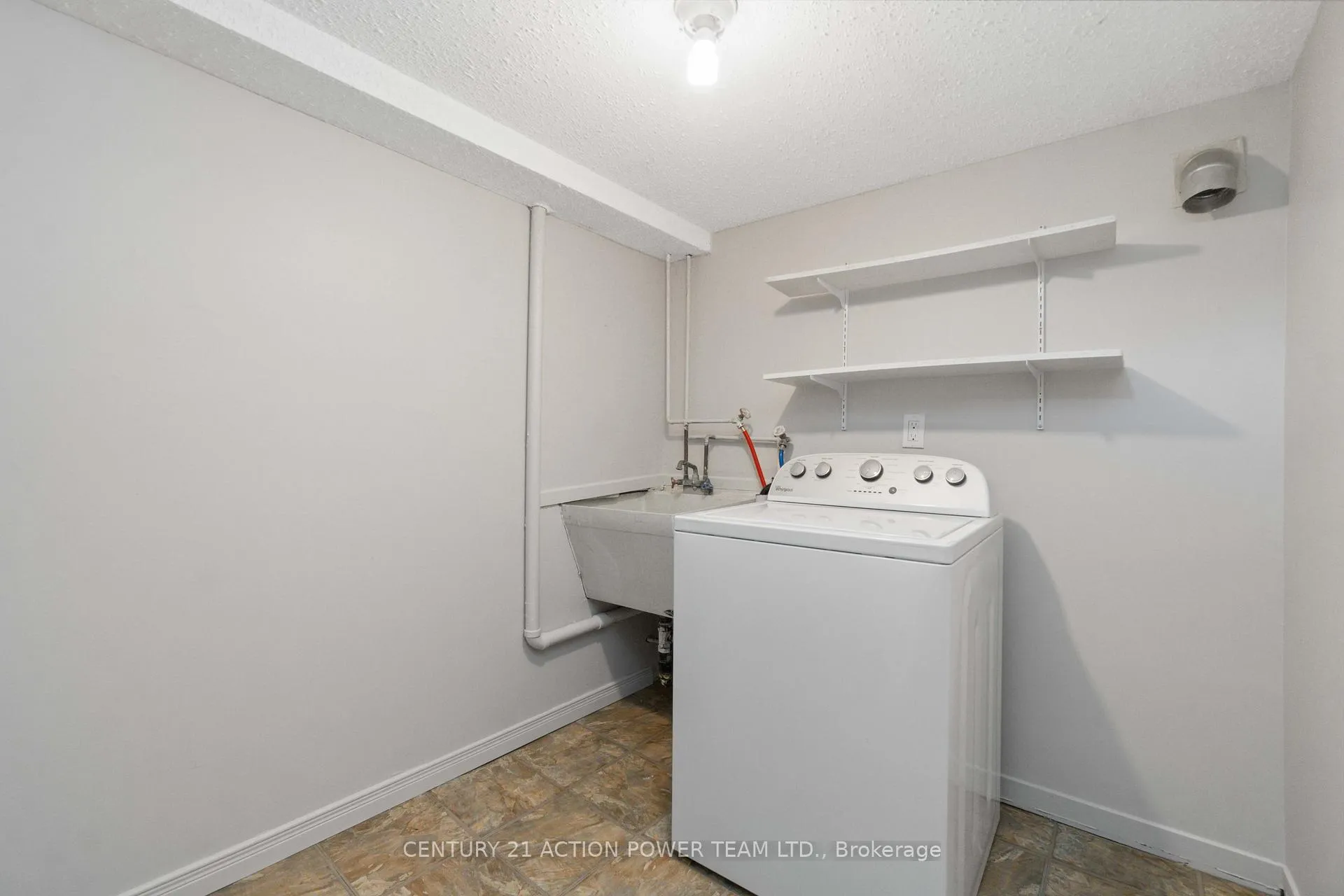 Photo 25 of Unit 17, 3103 Armada Avenue, Ottawa, Sawmill Creek/Timbermill — HOMEH