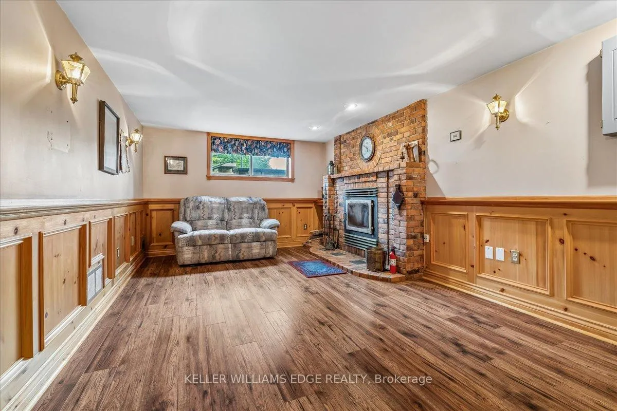 Photo 25 of 668 Bridle Wood, Burlington, Appleby — HOMEH