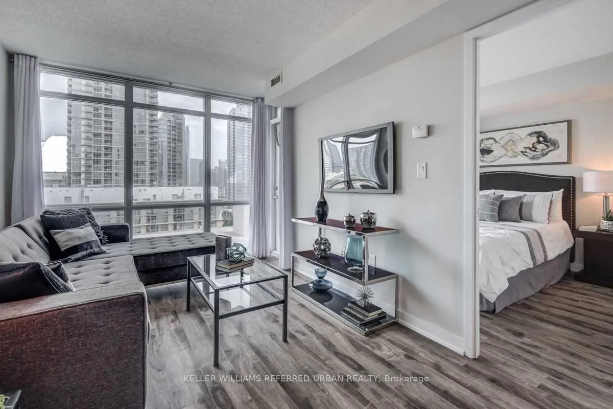 Photo 2 of Unit 1508, 15 Fort York Boulevard, Toronto, Waterfront Communities — HOMEH