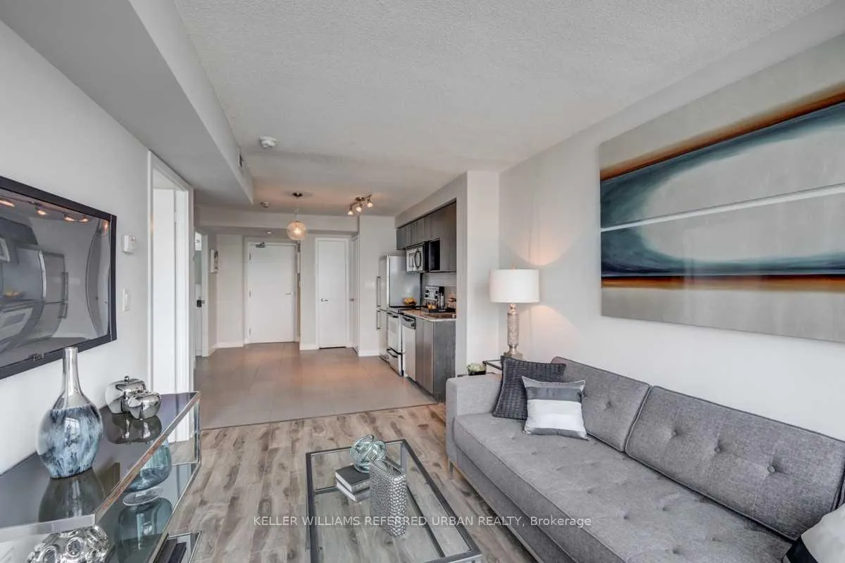 Photo 11 of Unit 1508, 15 Fort York Boulevard, Toronto, Waterfront Communities — HOMEH