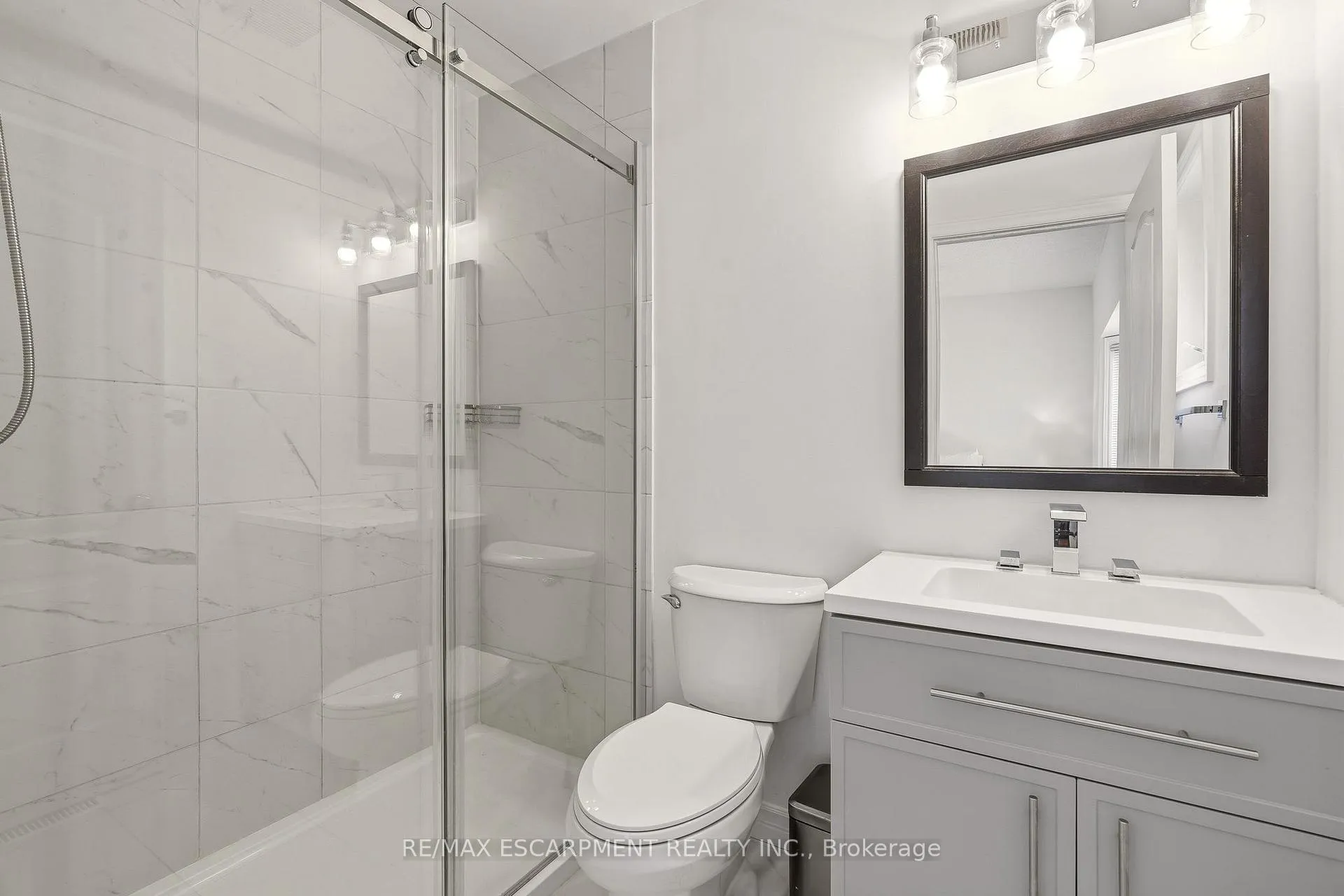Photo 10 of 78 Sumac Court, Grimsby, Grimsby West — HOMEH
