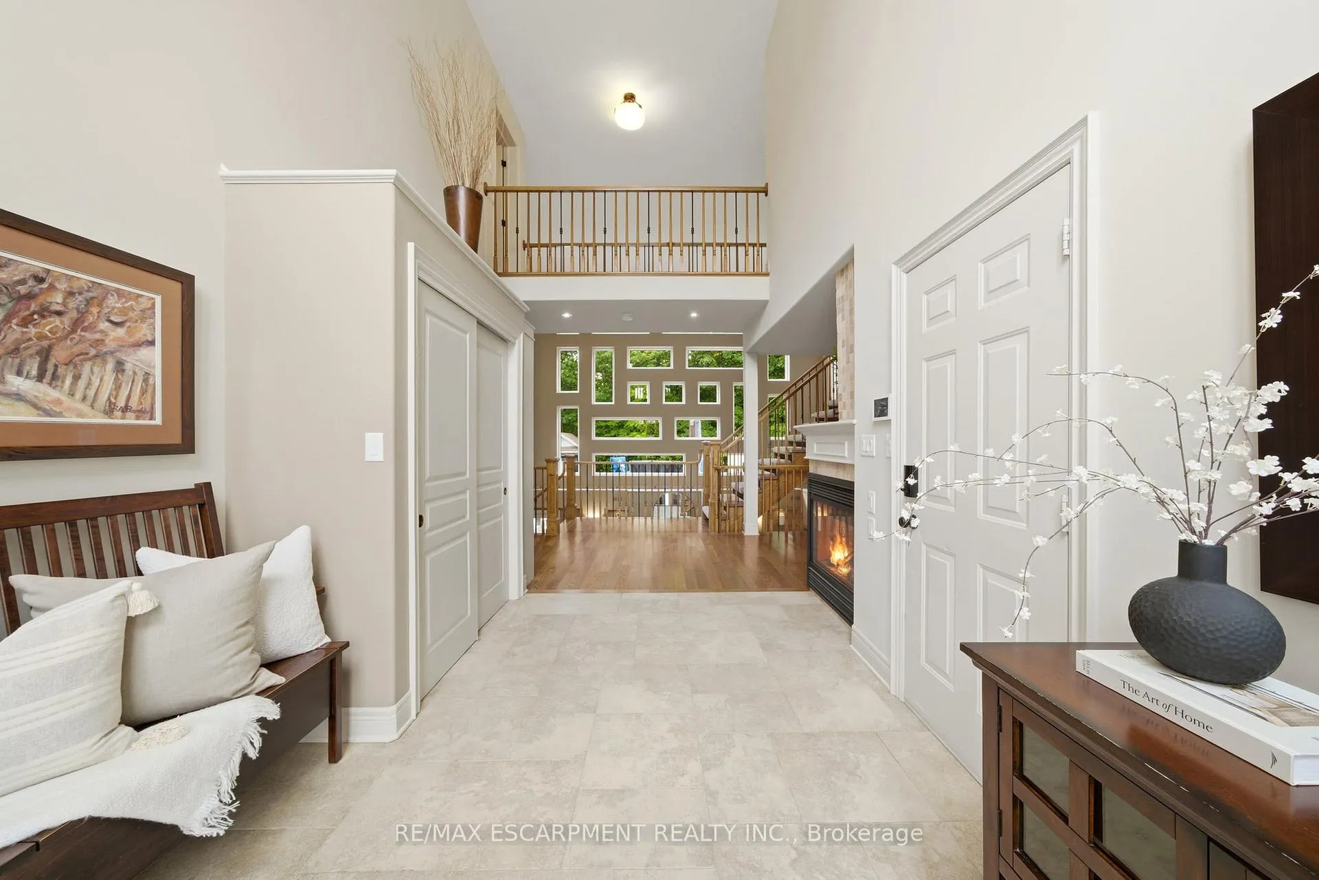 Photo 3 of 4141 Stadelbauer Drive, Lincoln, Beamsville — HOMEH