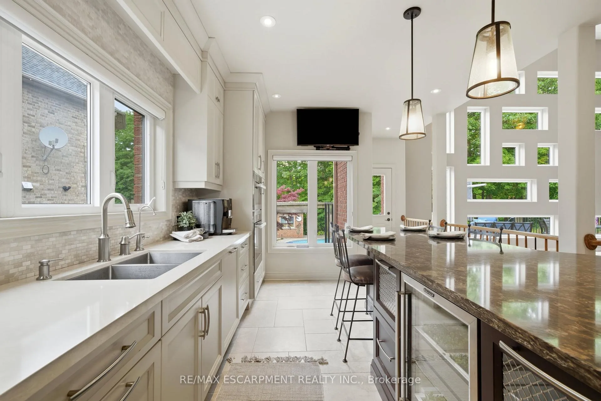 Photo 15 of 4141 Stadelbauer Drive, Lincoln, Beamsville — HOMEH
