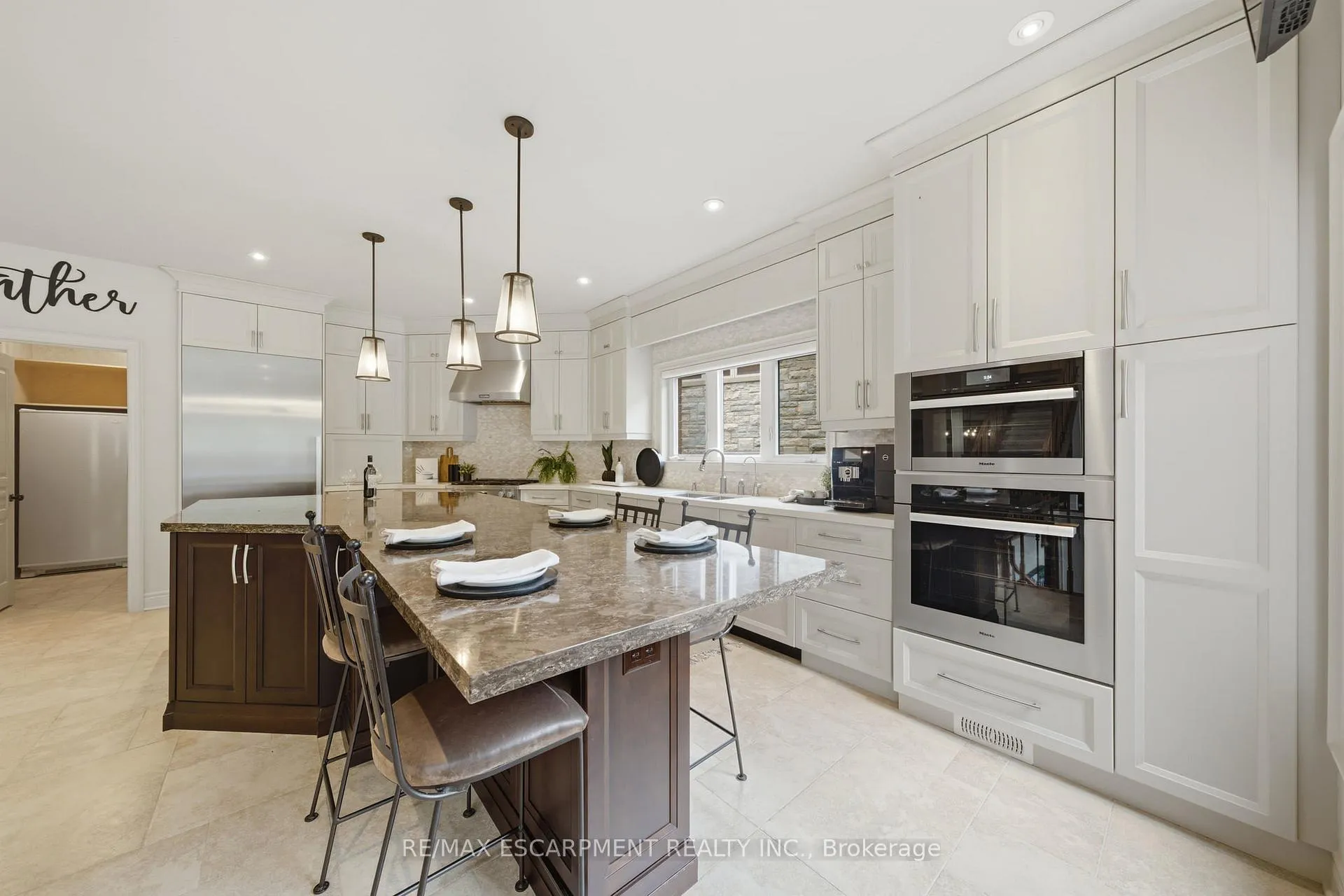 Photo 17 of 4141 Stadelbauer Drive, Lincoln, Beamsville — HOMEH