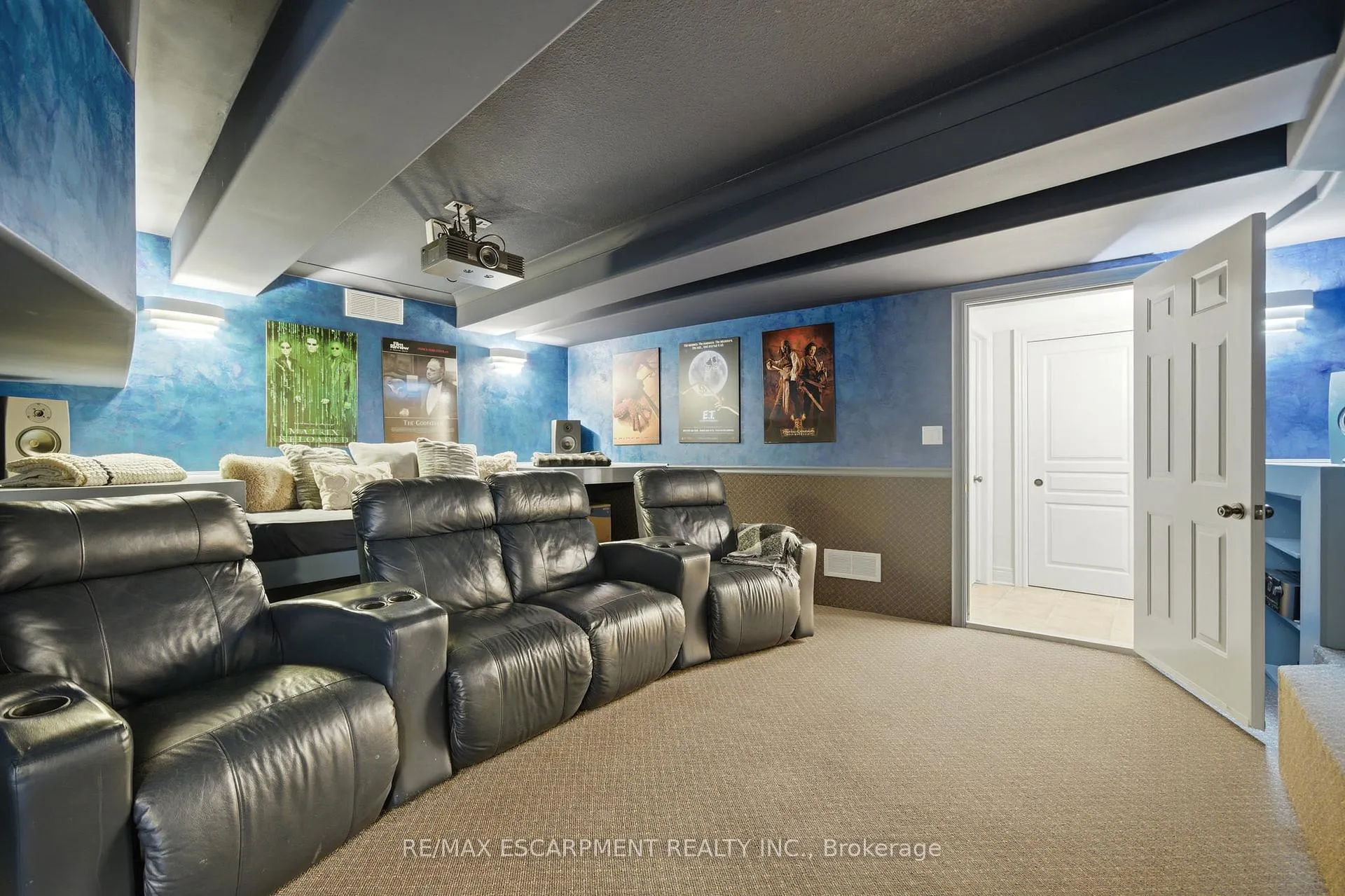 Photo 43 of 4141 Stadelbauer Drive, Lincoln, Beamsville — HOMEH