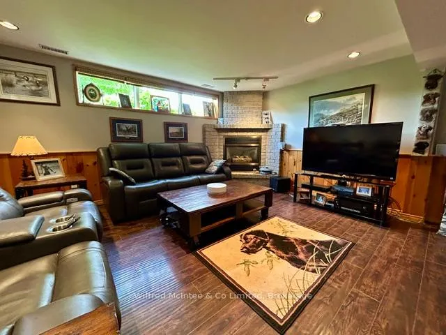 Photo 14 of 925 Old Durham Road, Brockton — HOMEH