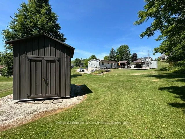 Photo 21 of 925 Old Durham Road, Brockton — HOMEH