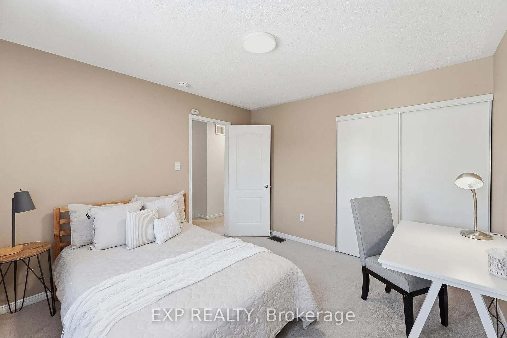 Photo 31 of 1957 Secretariat Place, Oshawa, Windfields — HOMEH