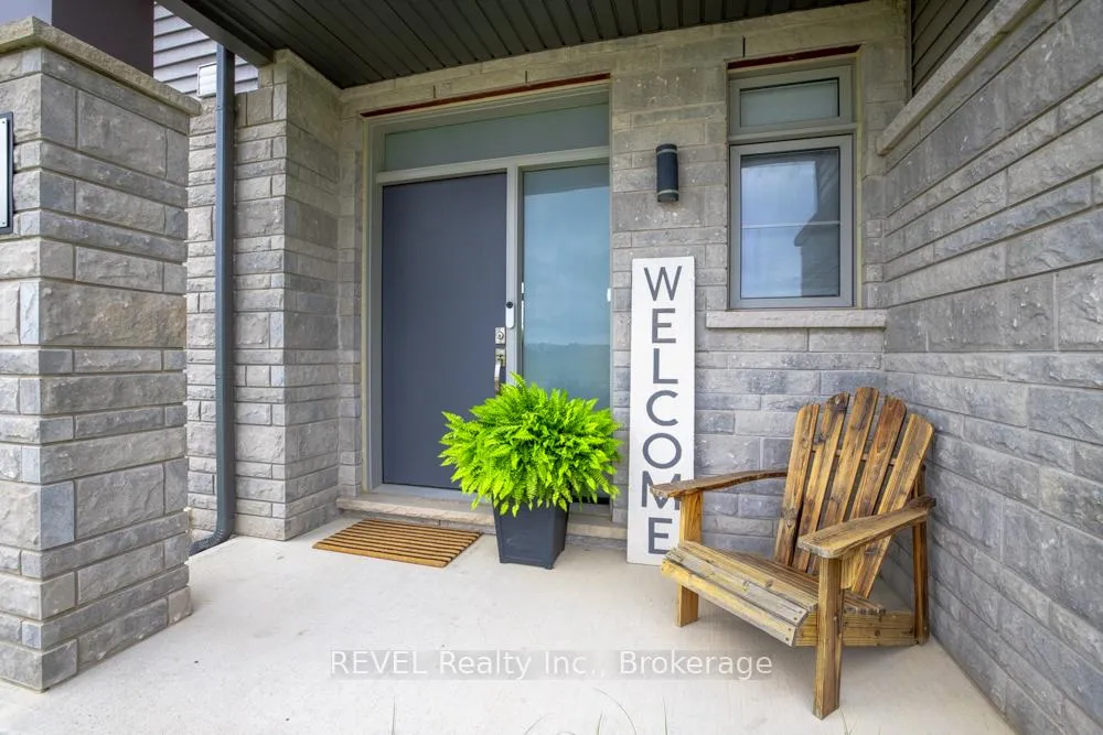 Photo 4 of 68 Summersides Boulevard, Pelham, Fonthill — HOMEH