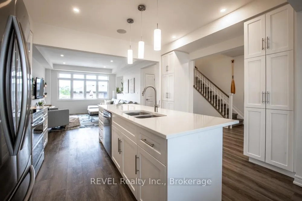 Photo 9 of 68 Summersides Boulevard, Pelham, Fonthill — HOMEH