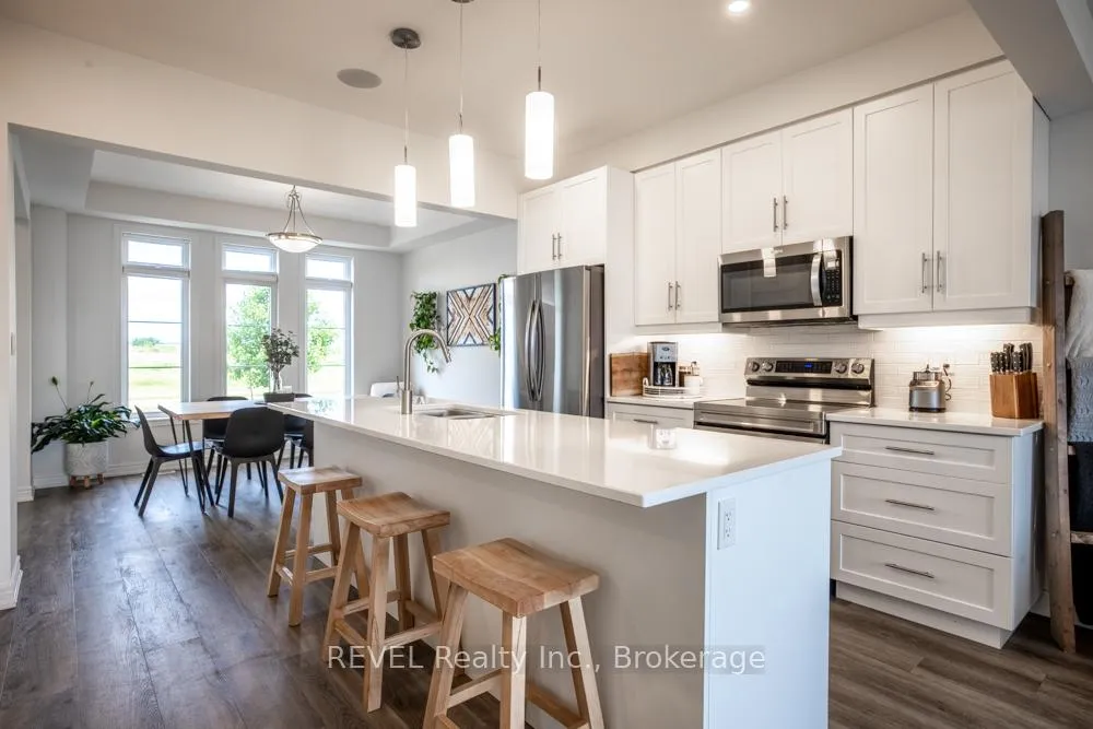 Photo 13 of 68 Summersides Boulevard, Pelham, Fonthill — HOMEH
