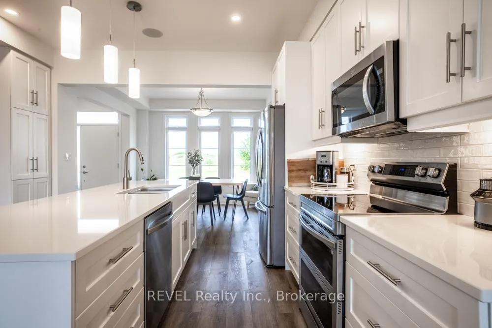 Photo 14 of 68 Summersides Boulevard, Pelham, Fonthill — HOMEH