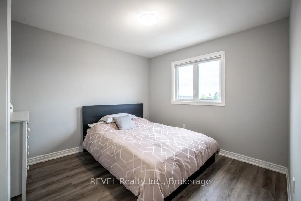 Photo 32 of 68 Summersides Boulevard, Pelham, Fonthill — HOMEH
