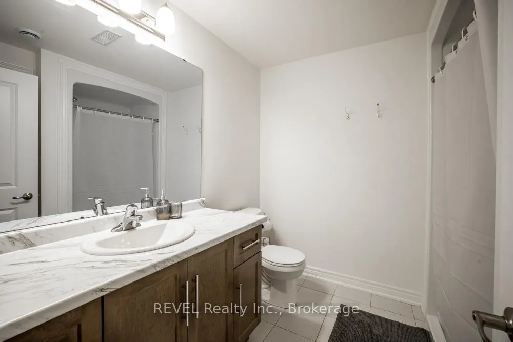 Photo 36 of 68 Summersides Boulevard, Pelham, Fonthill — HOMEH