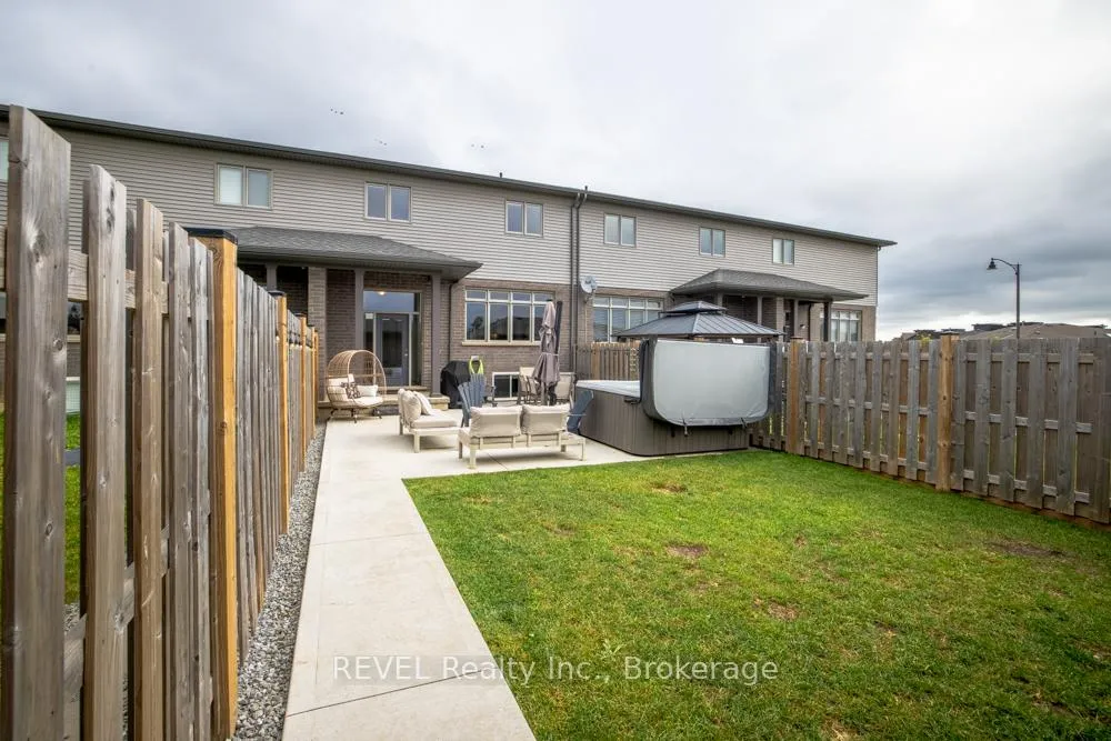 Photo 39 of 68 Summersides Boulevard, Pelham, Fonthill — HOMEH