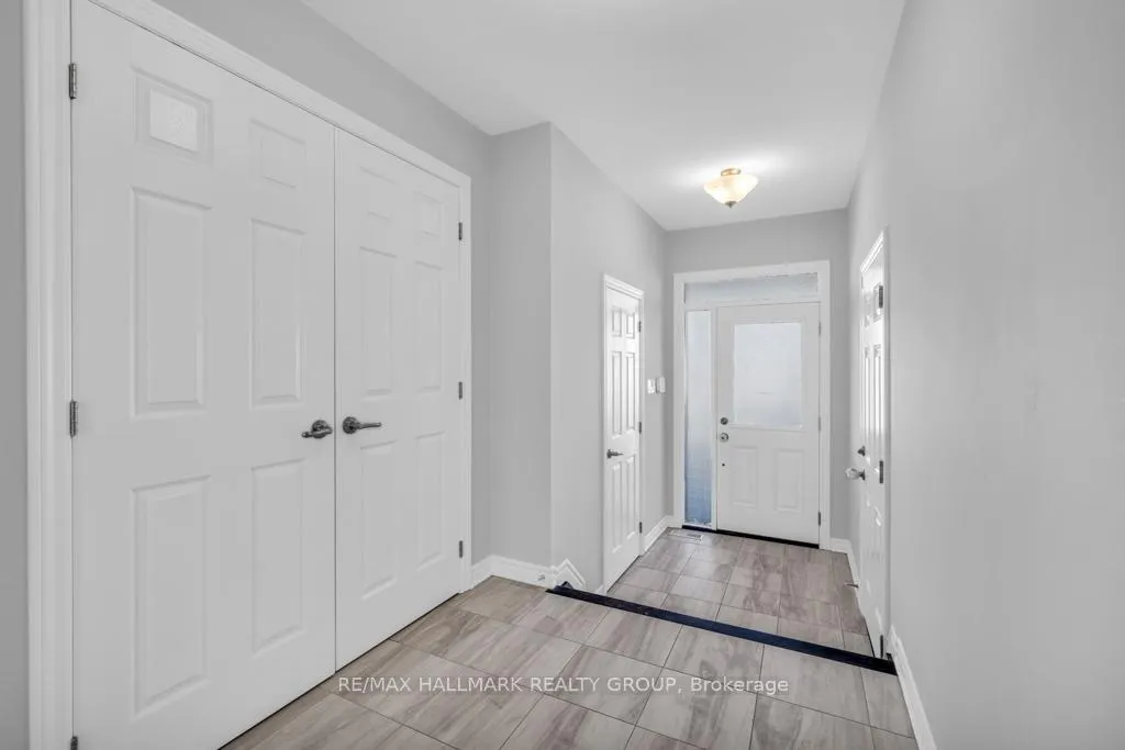 Photo 2 of 600 Parade Drive, Ottawa, Stittsville (South) — HOMEH