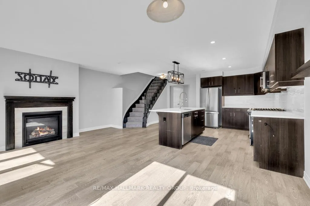 Photo 4 of 600 Parade Drive, Ottawa, Stittsville (South) — HOMEH