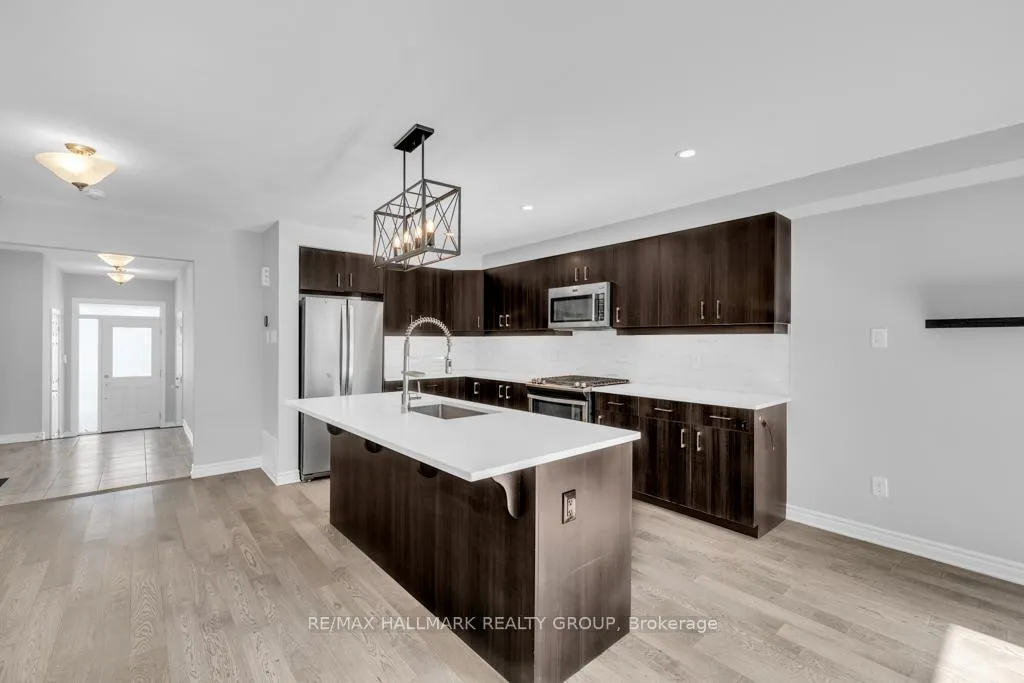 Photo 5 of 600 Parade Drive, Ottawa, Stittsville (South) — HOMEH