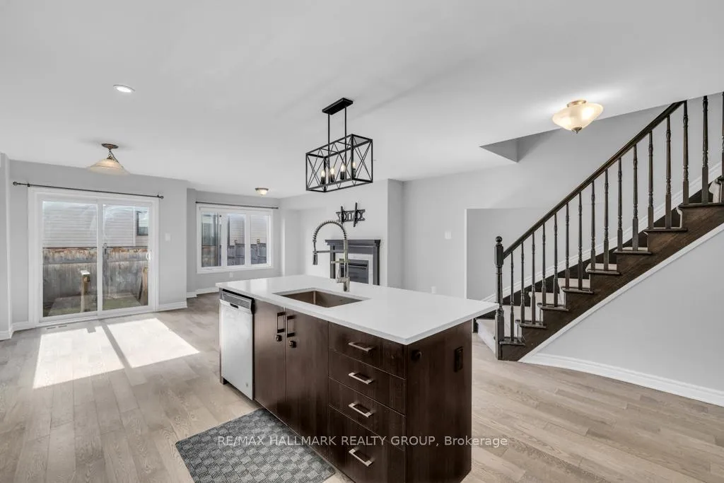 Photo 9 of 600 Parade Drive, Ottawa, Stittsville (South) — HOMEH