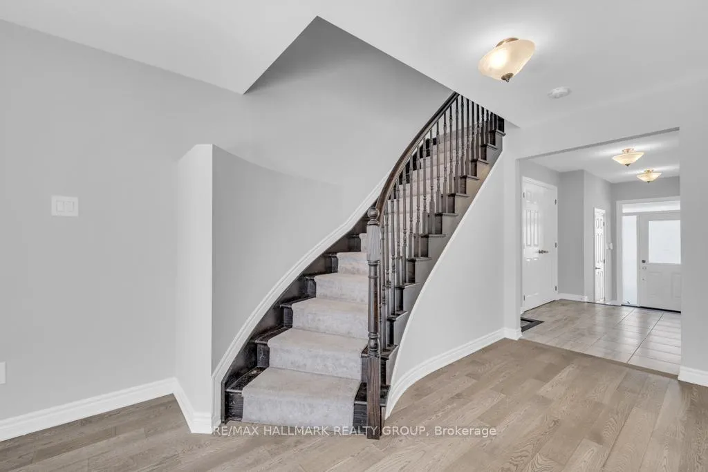 Photo 15 of 600 Parade Drive, Ottawa, Stittsville (South) — HOMEH
