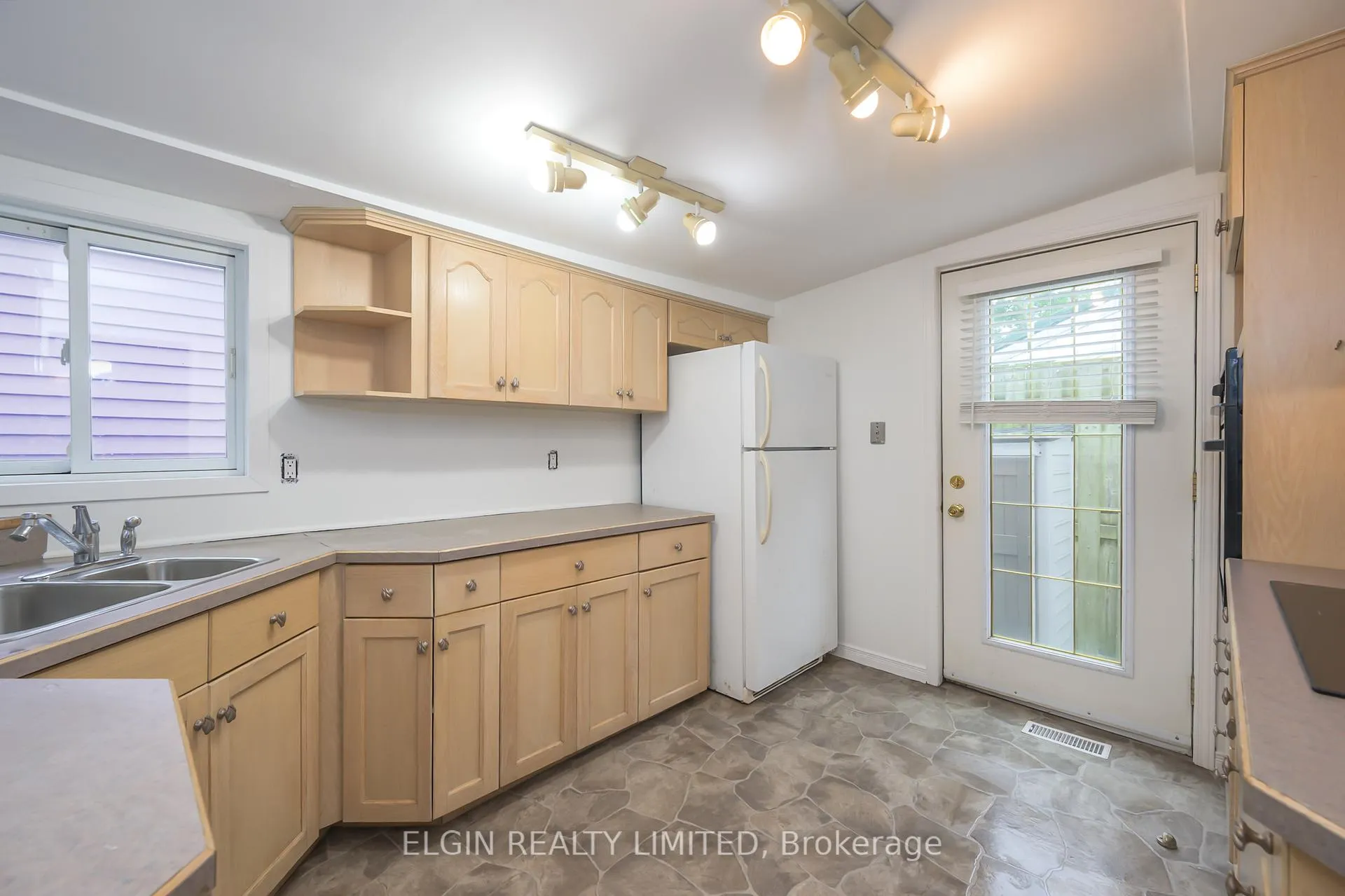 Photo 7 of 159 William Street, Central Elgin, Rural Central Elgin — HOMEH