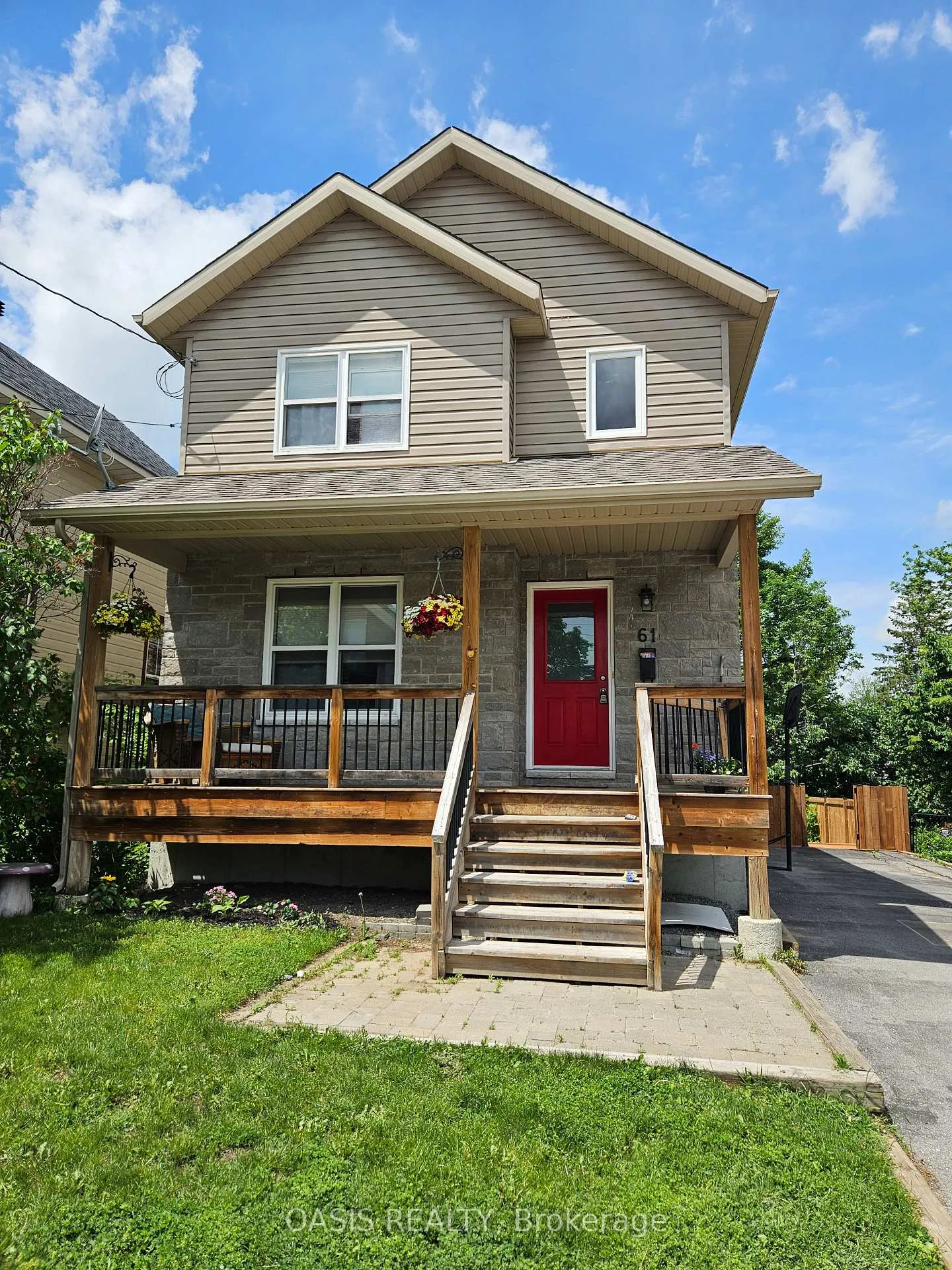 Photo 2 of 61 Herriott Street, Carleton Place — HOMEH