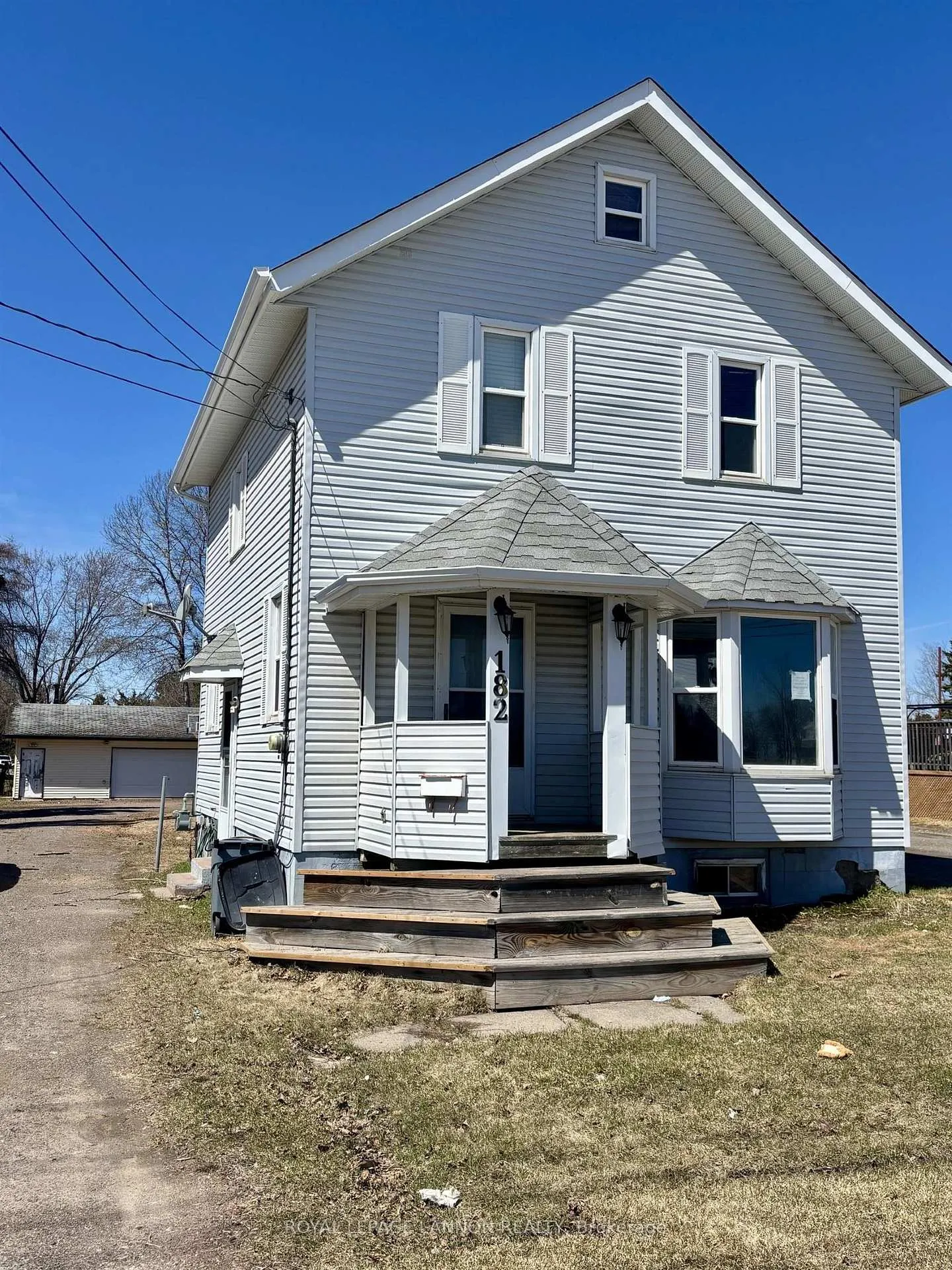 Photo 1 of 182 High Street N, Thunder Bay, College Heights — HOMEH