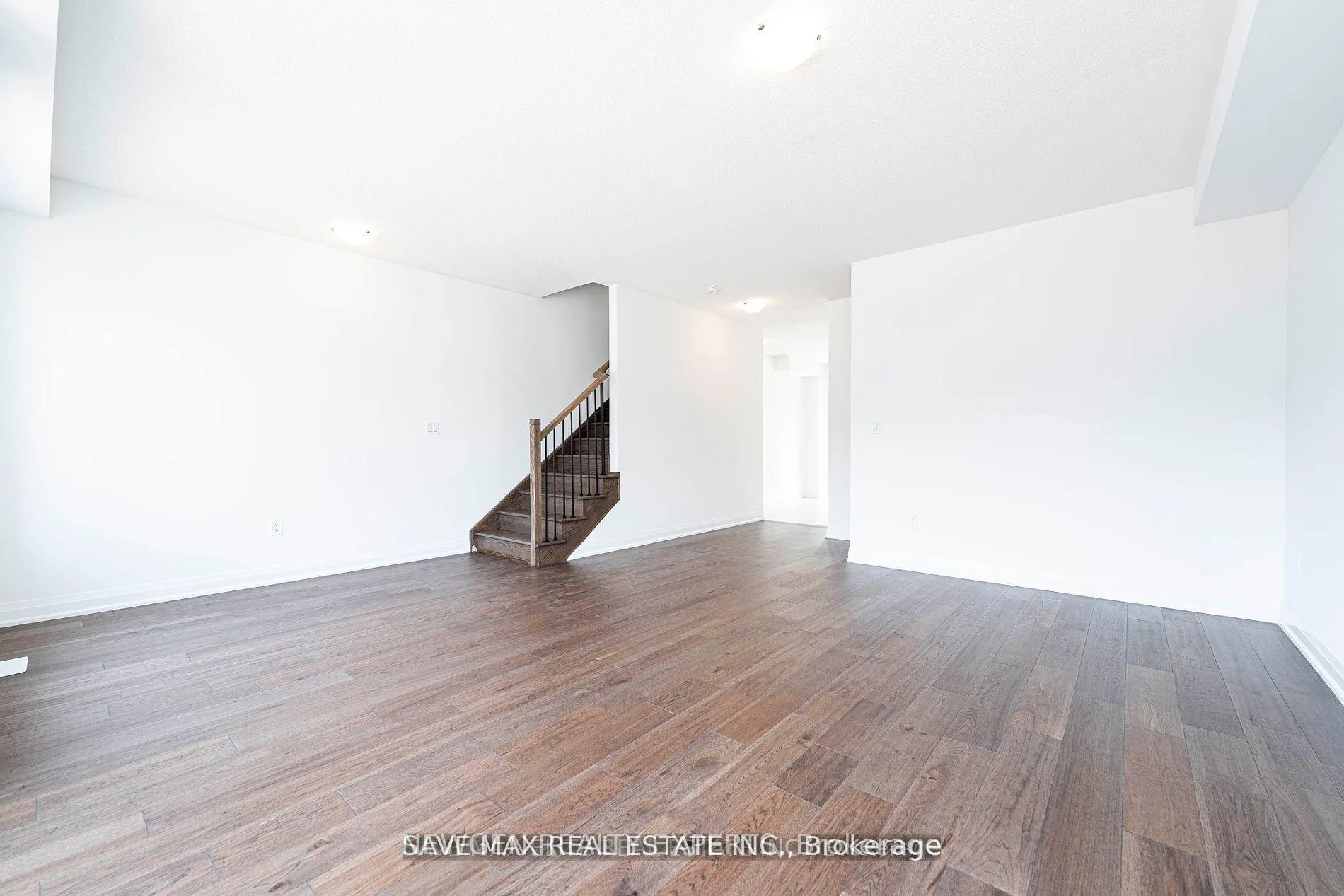 Photo 9 of 74 Windtree Way, Halton Hills, Georgetown — HOMEH