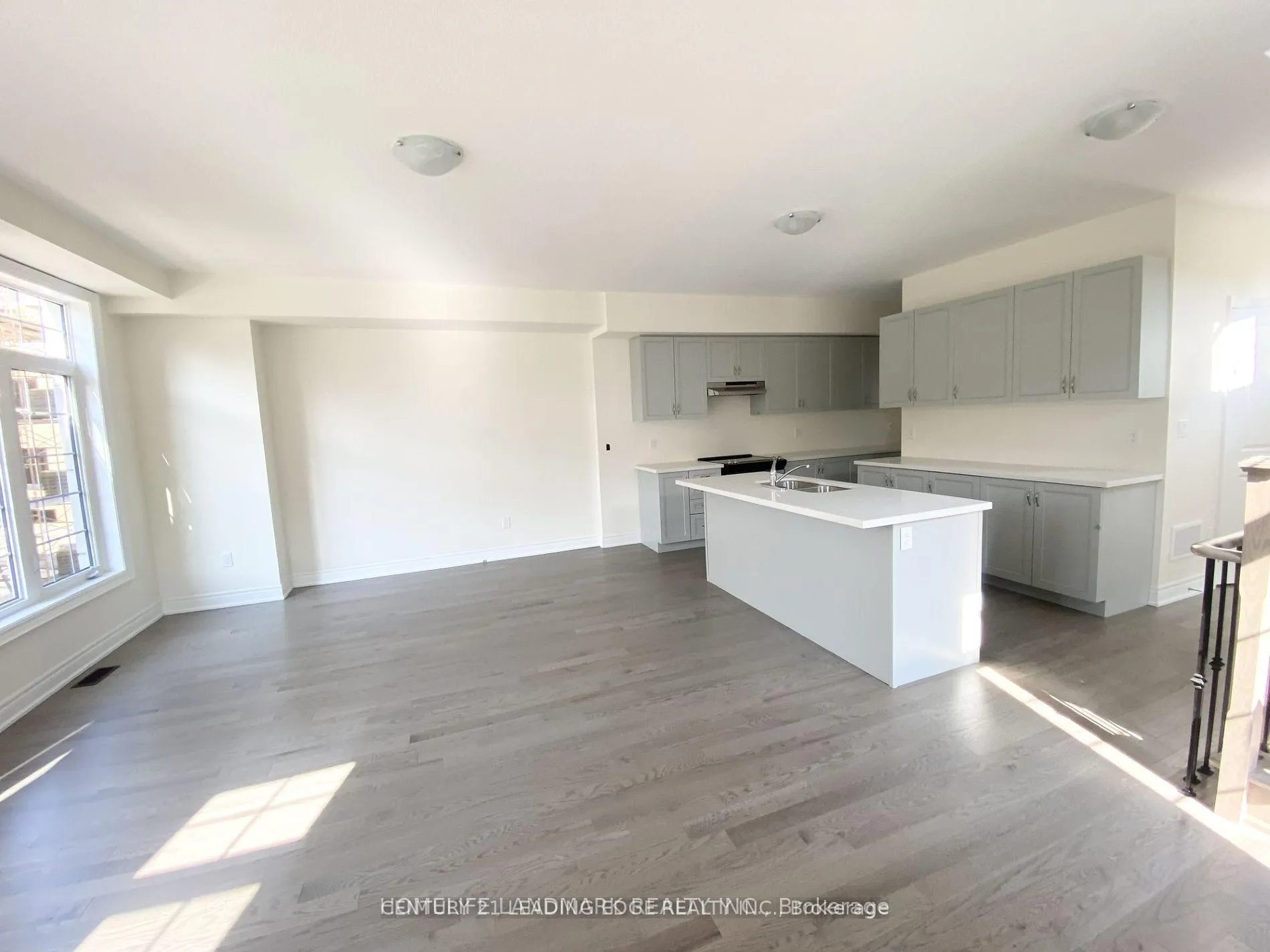 Photo 2 of 2 Phillipsen Way, Markham, Cedarwood — HOMEH