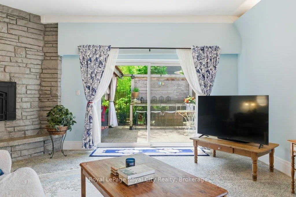 Photo 23 of 104 Kathleen Street, Guelph, Exhibition Park — HOMEH