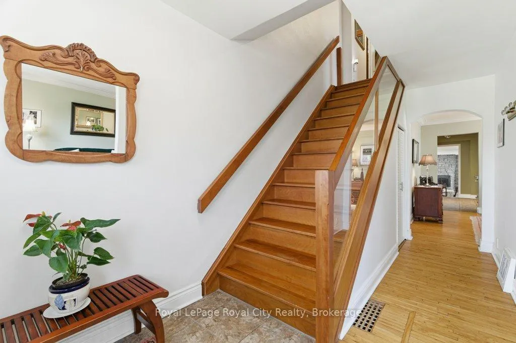 Photo 24 of 104 Kathleen Street, Guelph, Exhibition Park — HOMEH