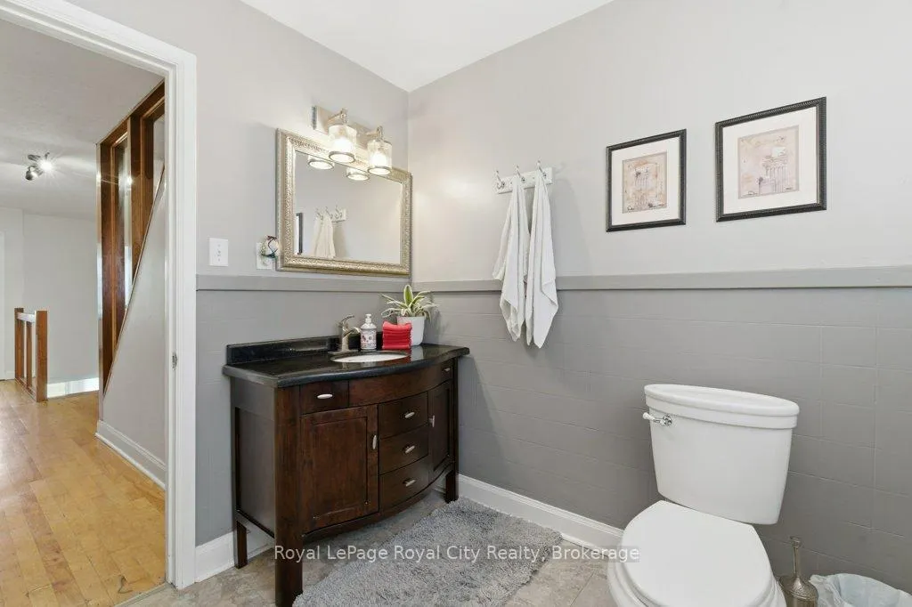 Photo 32 of 104 Kathleen Street, Guelph, Exhibition Park — HOMEH