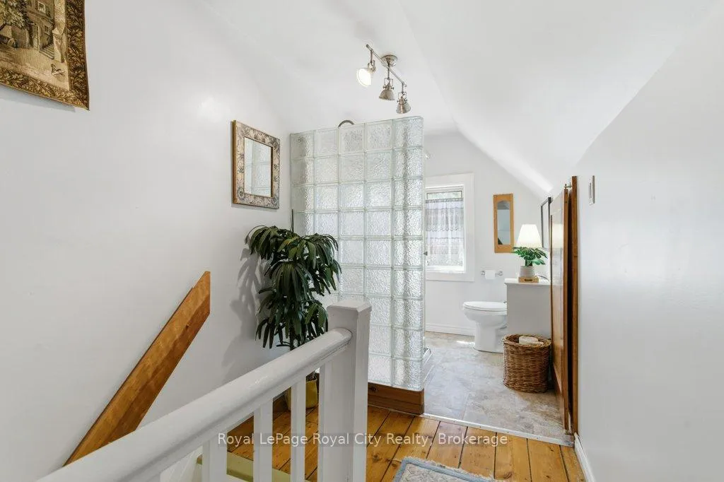 Photo 35 of 104 Kathleen Street, Guelph, Exhibition Park — HOMEH