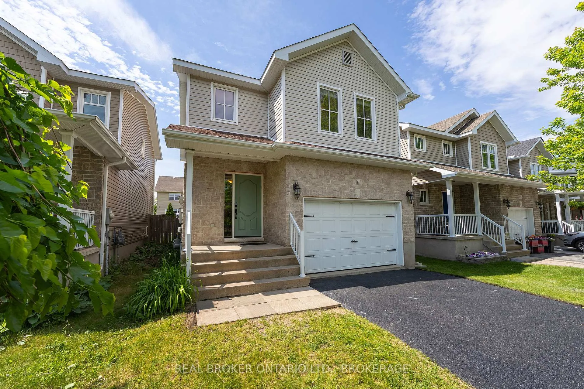 Photo 4 of 617 Walters Street, Kingston, Kingston East (Incl Barret Crt) — HOMEH