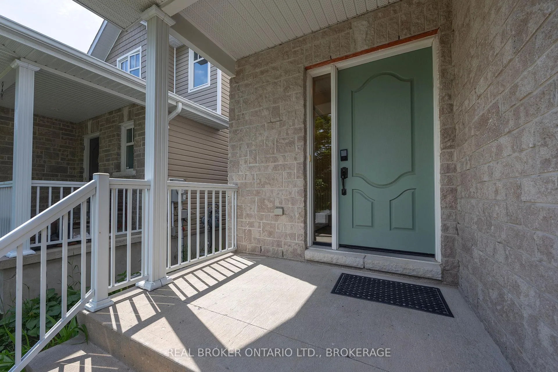 Photo 5 of 617 Walters Street, Kingston, Kingston East (Incl Barret Crt) — HOMEH