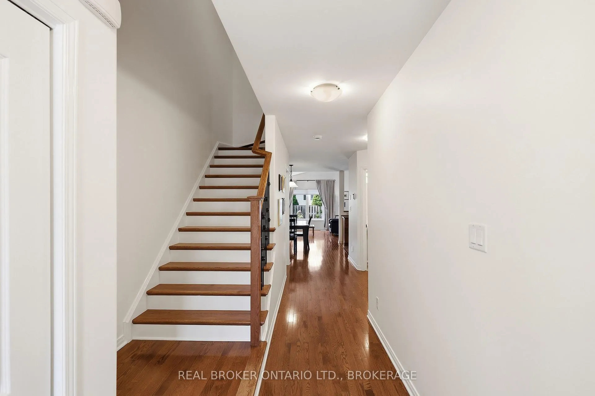 Photo 16 of 617 Walters Street, Kingston, Kingston East (Incl Barret Crt) — HOMEH