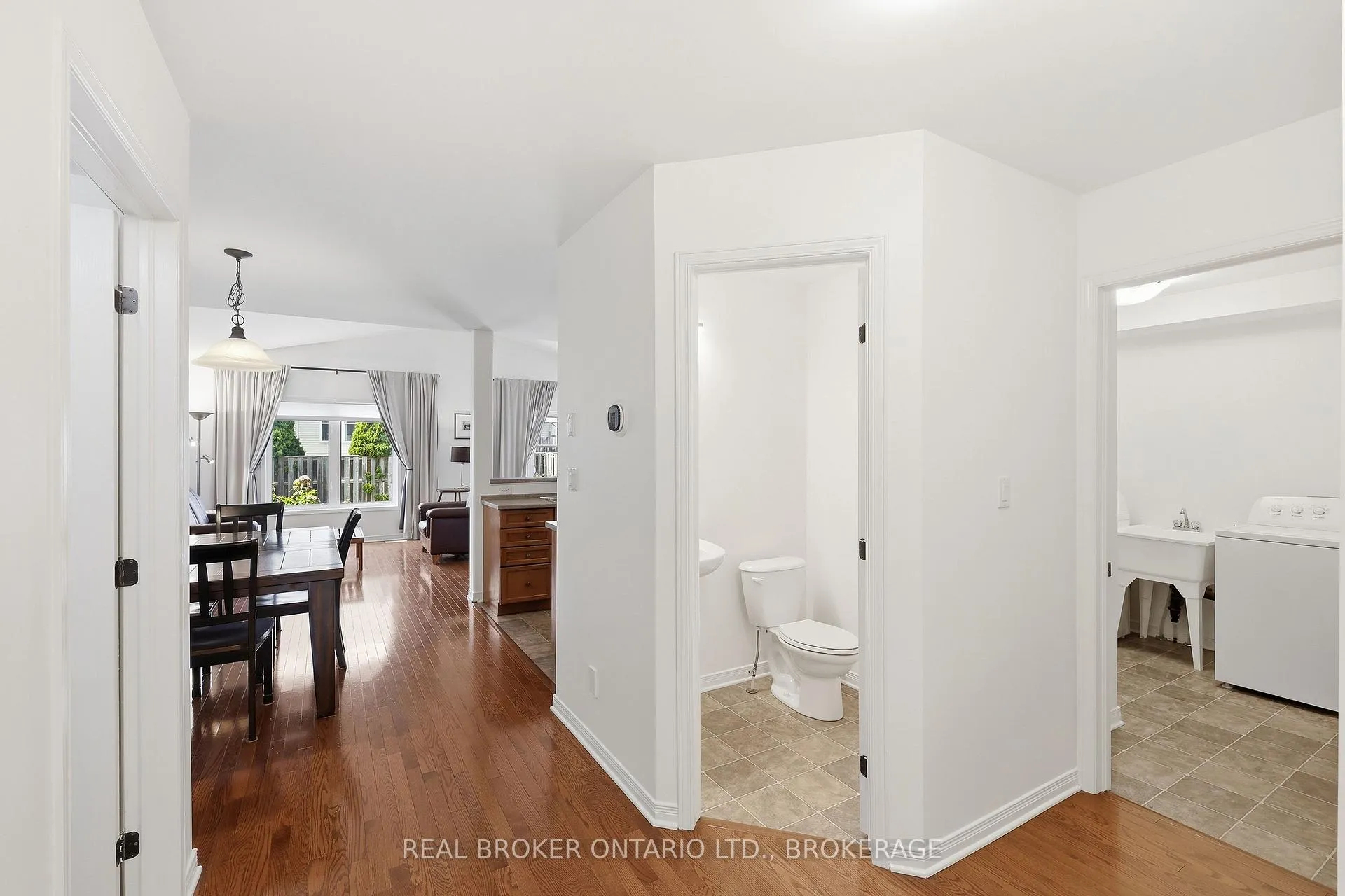 Photo 17 of 617 Walters Street, Kingston, Kingston East (Incl Barret Crt) — HOMEH