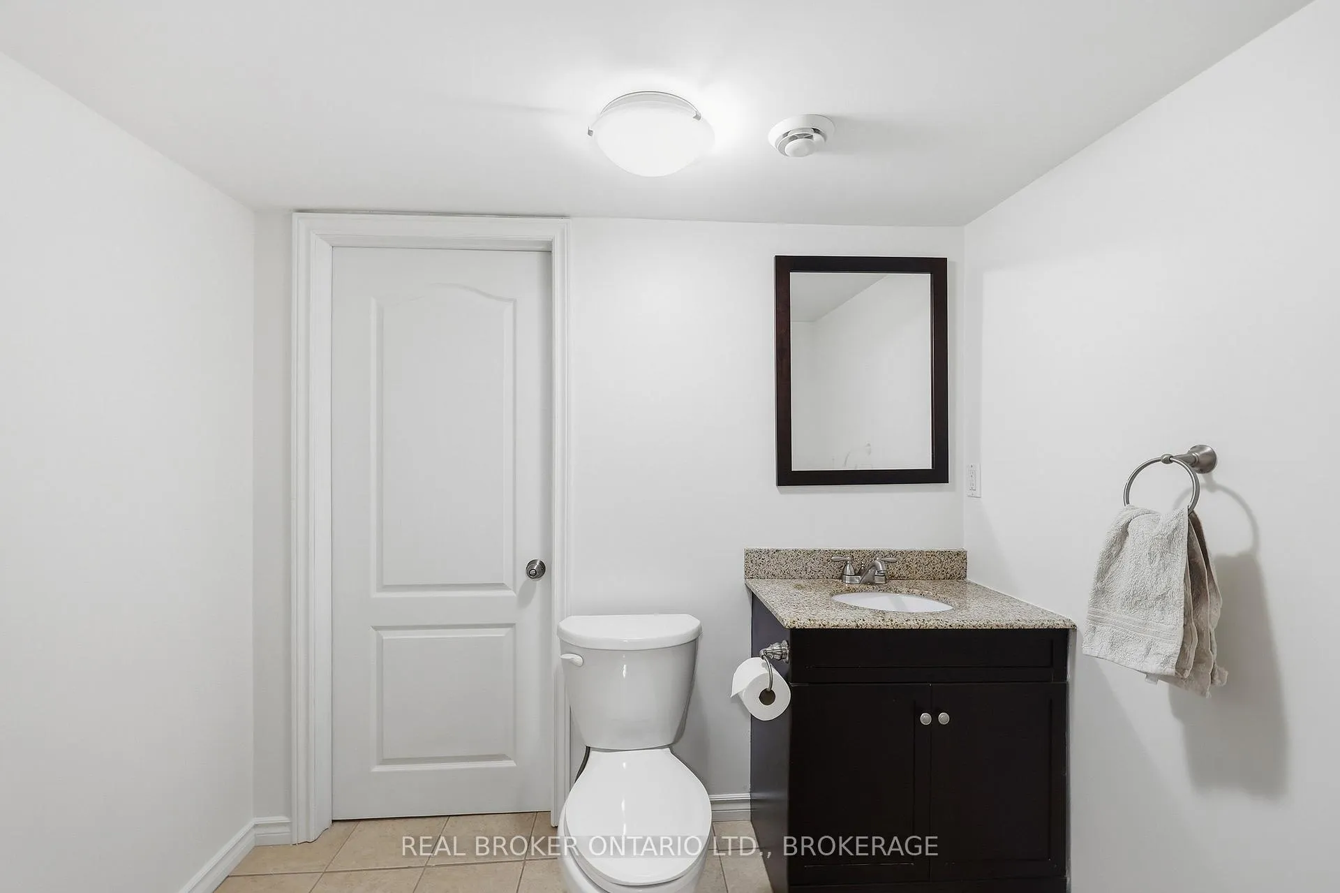 Photo 38 of 617 Walters Street, Kingston, Kingston East (Incl Barret Crt) — HOMEH