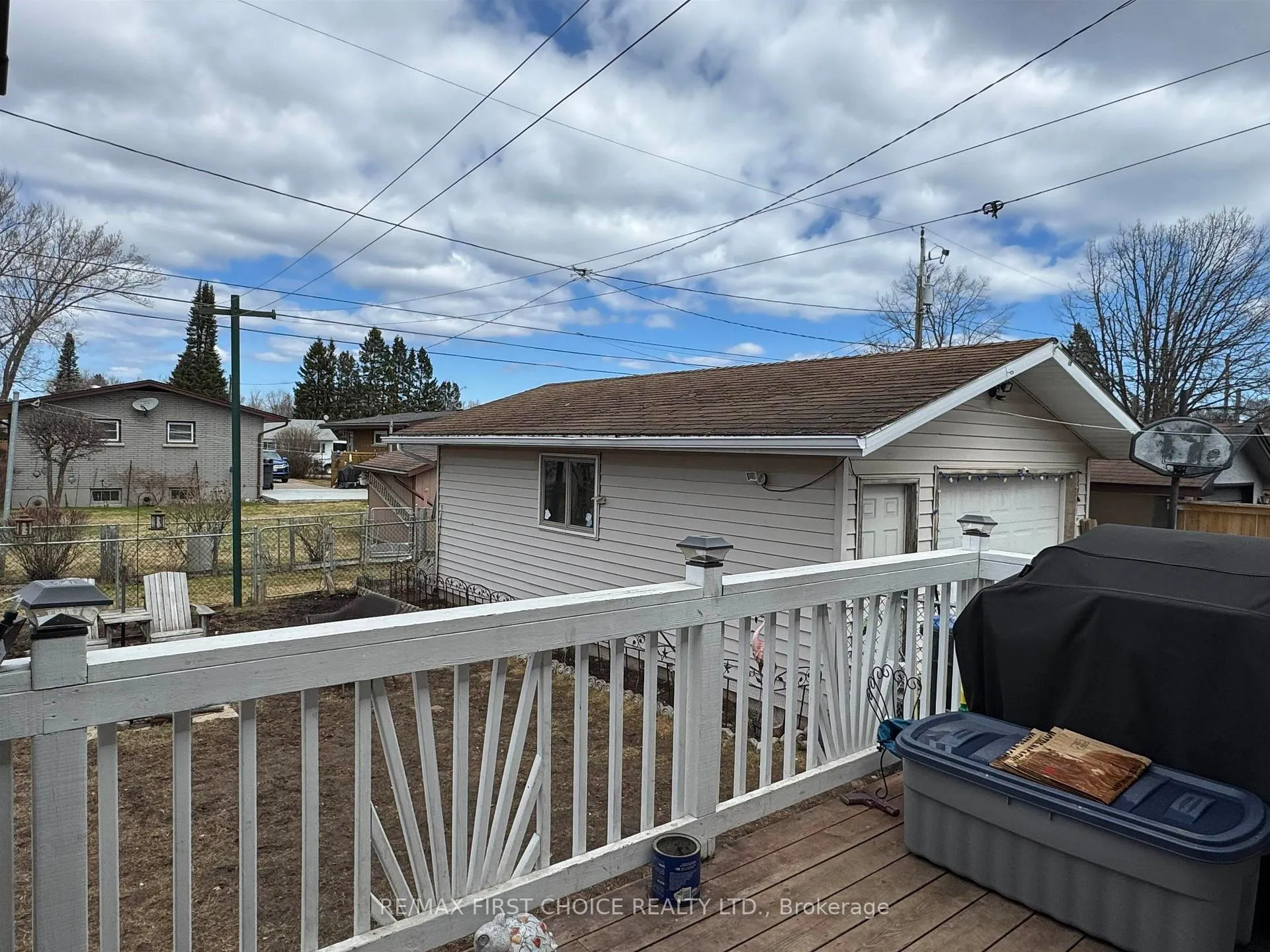 Photo 3 of 125 Walsh Street W, Thunder Bay, Green Acres — HOMEH