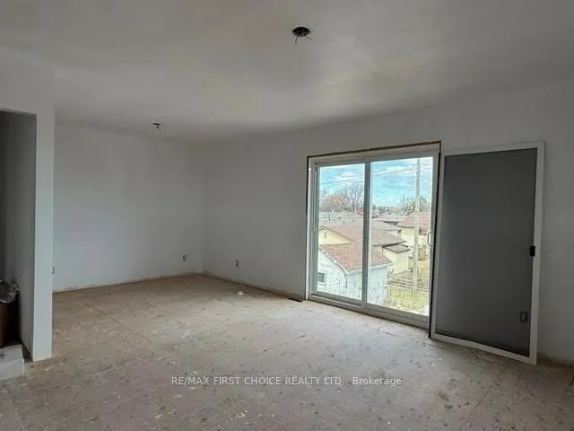 Photo 17 of 125 Walsh Street W, Thunder Bay, Green Acres — HOMEH