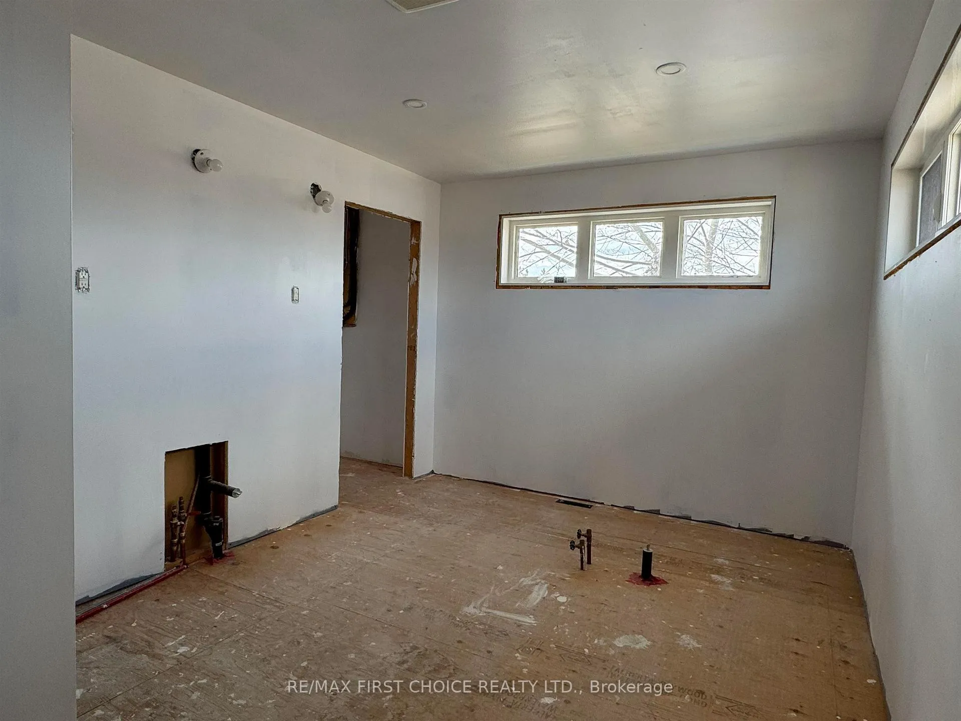 Photo 22 of 125 Walsh Street W, Thunder Bay, Green Acres — HOMEH