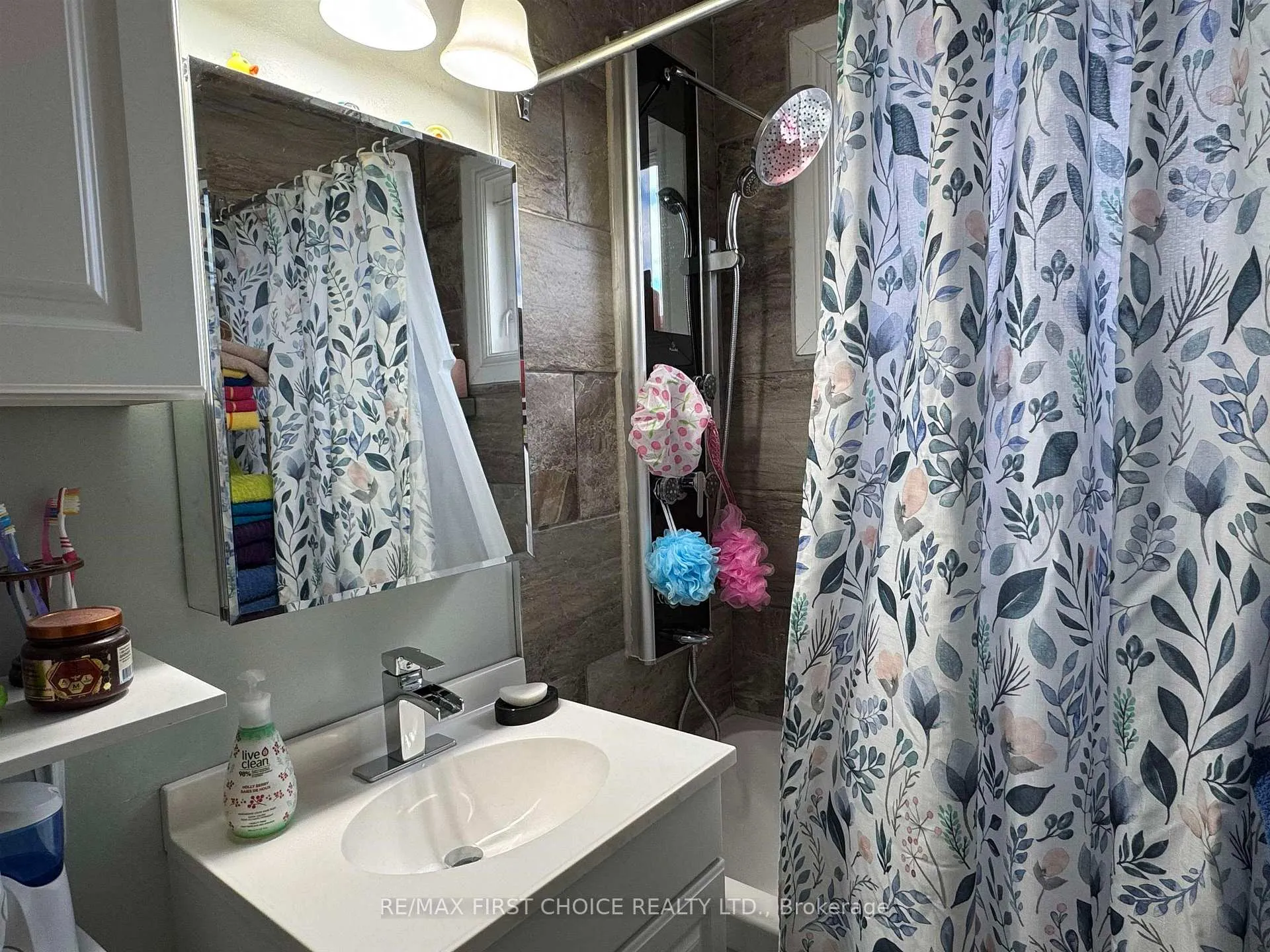 Photo 31 of 125 Walsh Street W, Thunder Bay, Green Acres — HOMEH