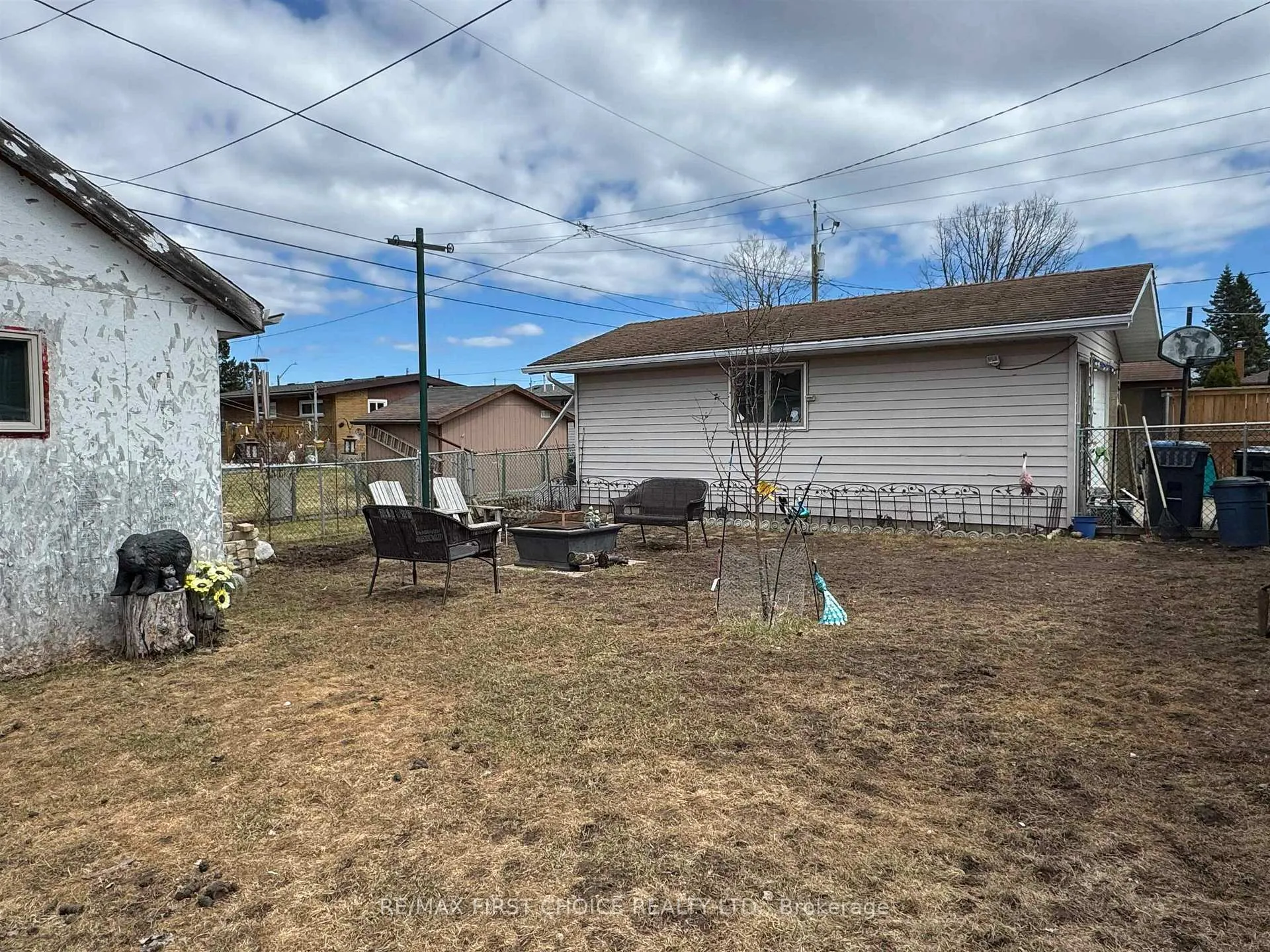Photo 42 of 125 Walsh Street W, Thunder Bay, Green Acres — HOMEH