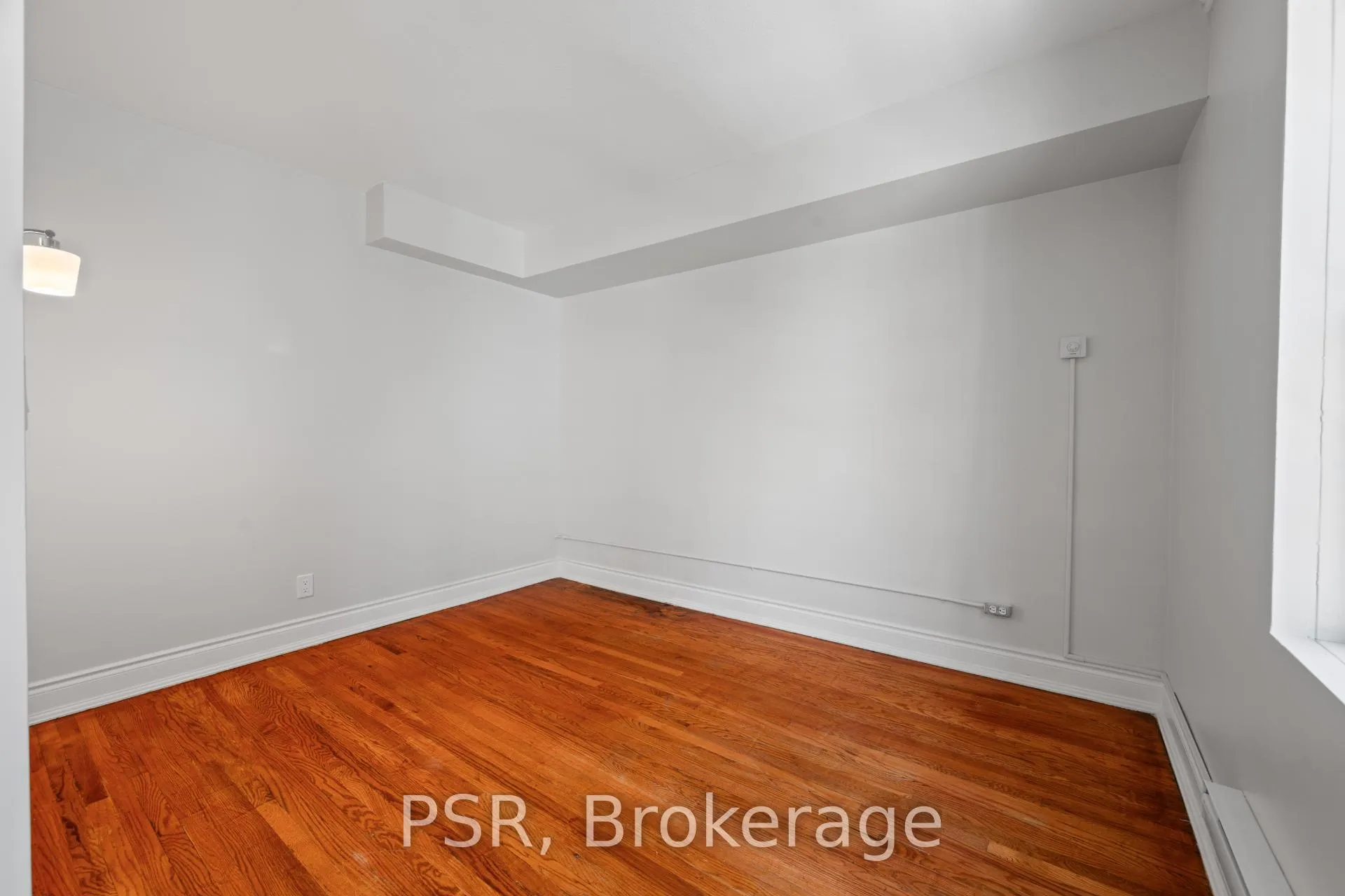 Photo 14 of Unit 45, 8 St Thomas Street, Toronto, Bay Street Corridor — HOMEH