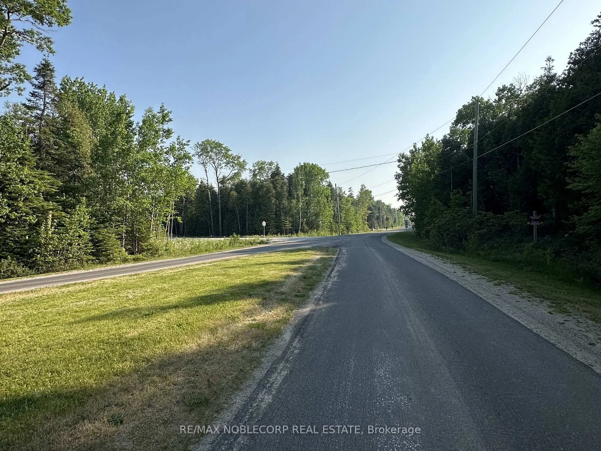 Photo 3 of 42 Trillium Crossing, Northern Bruce Peninsula — HOMEH
