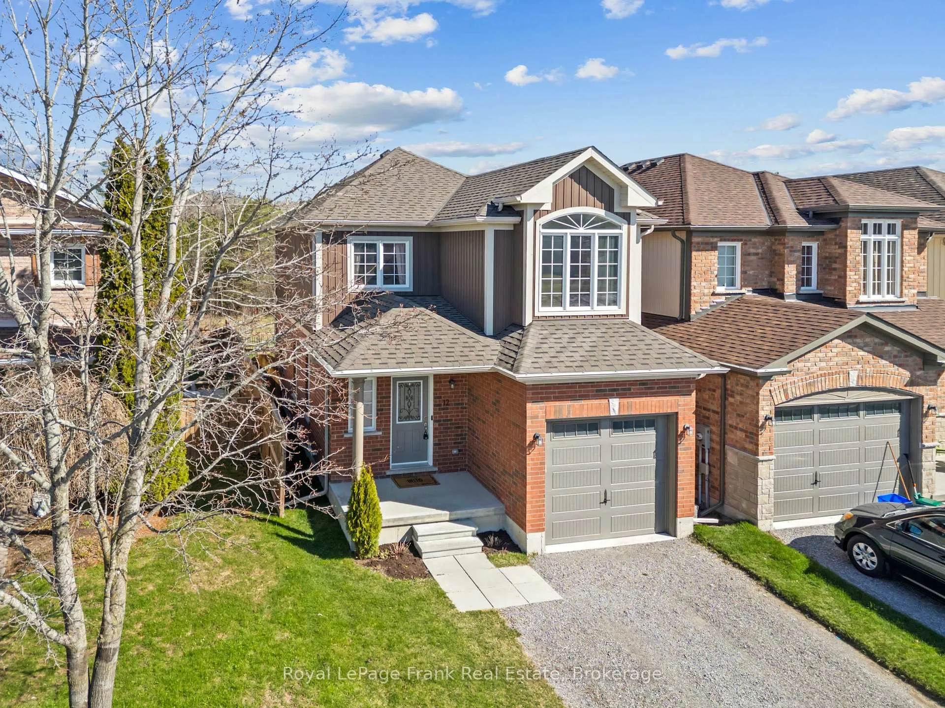 Photo 2 of 12 Coldbrook Drive, Cavan Monaghan, Millbrook Village — HOMEH