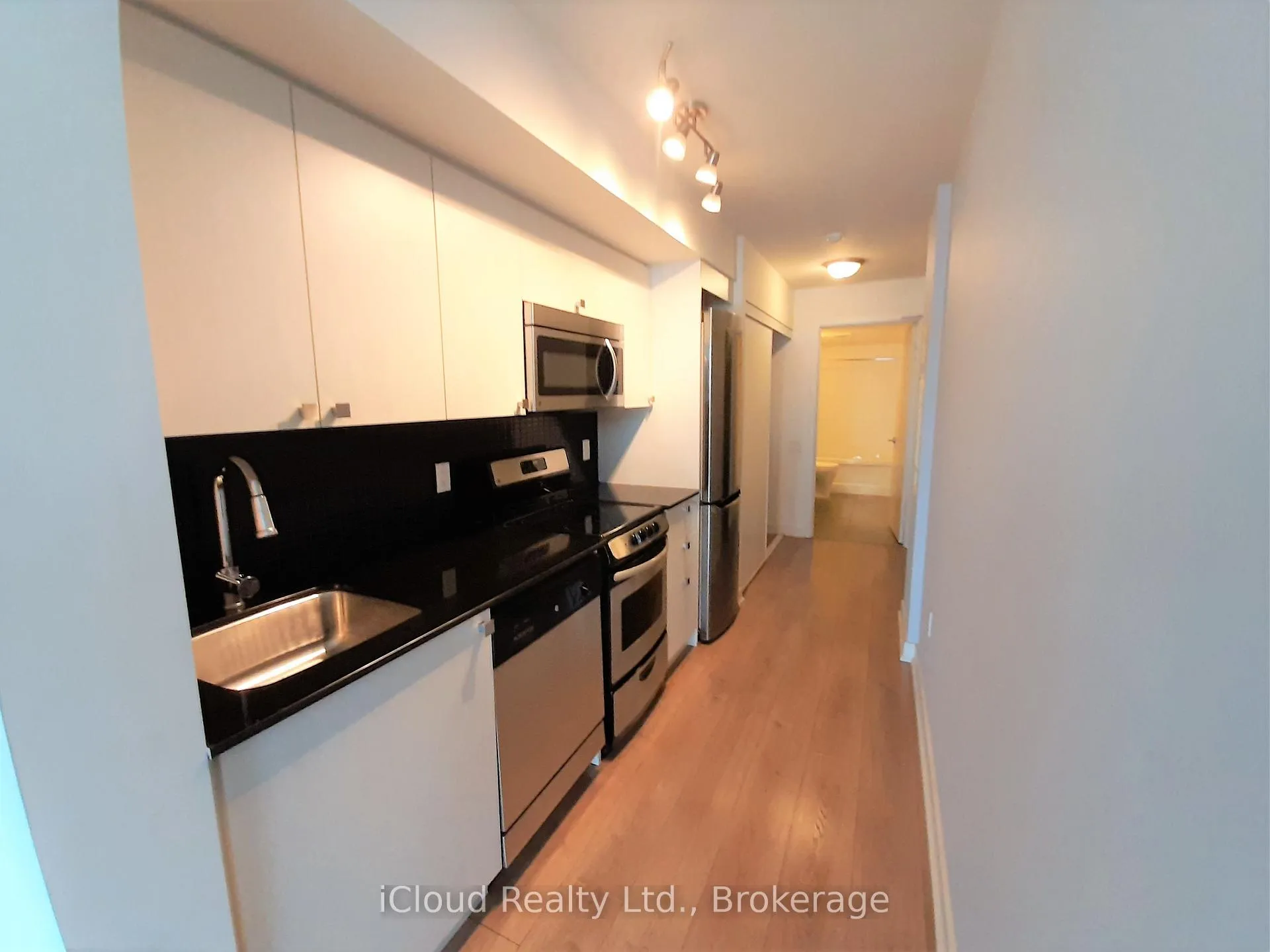 Photo 4 of Unit 1508, 78 Tecumseth Street, Toronto, Niagara — HOMEH